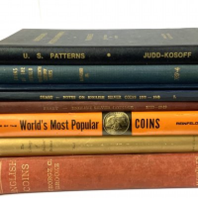A small collection of good coin reference books inc Seaby English hammered coinage. (B)