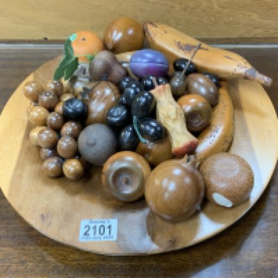 A selection of carved treen fruit and fruit bowl. NO RESERVE