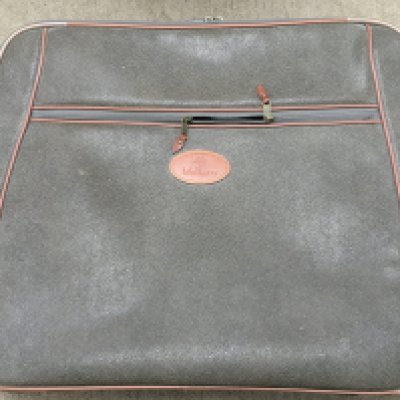 A vintage Mulberry scotch grain suitcase 20x64x54cm approx