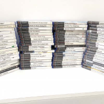 A collection in excess of 70 boxed PlayStation 2 games discs. No reserve
