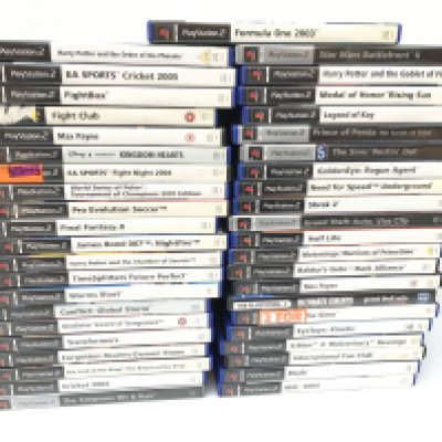 A collection in excess of 40 boxed PlayStation 2 boxed games discs. No reserve