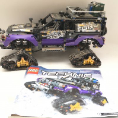 A Lego Technic Extreme Adventure #42069 with Manual. No Reserve.