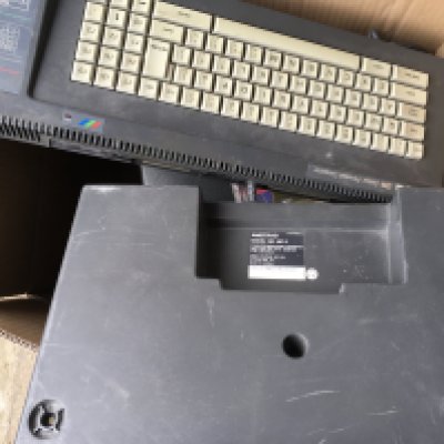 3x AMSTRAD Computer items includes a CPC6128 personal computer..a CTM 644 colour monitor a modulator converter .. protect manual Plus some cables and manual.. no reserve