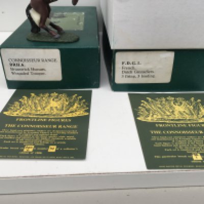 2x boxed Minature military models by Frontline Figures featuring BRH6 Wounded Trooper and FDG1 Dutch Grenadiers (6 figures). Limited editions with certificates. No reserve.