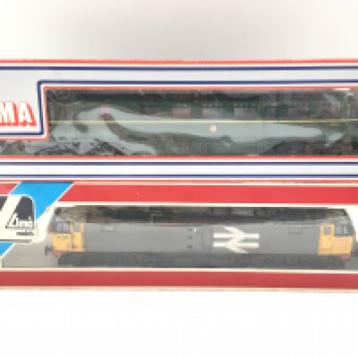 2 X Boxed Lima 00 gauge Locomotives. Both Diesel.