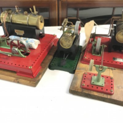 3 Mamod Steam Engines. 2 On Wooden Plinths. (3).