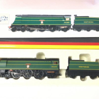 A Boxed Hornby 00 Gauge SR 4-6-2 West Country Class 21C123 Blackmoor Vale #R 2219.