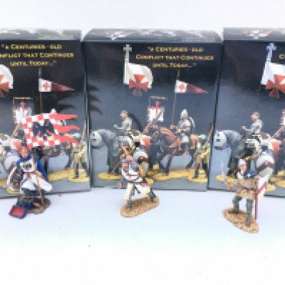 3 X Boxed King And Country Crusaders. Duke Boris Of Saxony. Foot Knight With Sword And Crucfix.Man At Arms Sword And Shield.