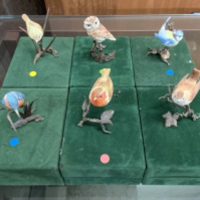 6 miniature boxed Albany Fine China bronze and porcelain model birds.