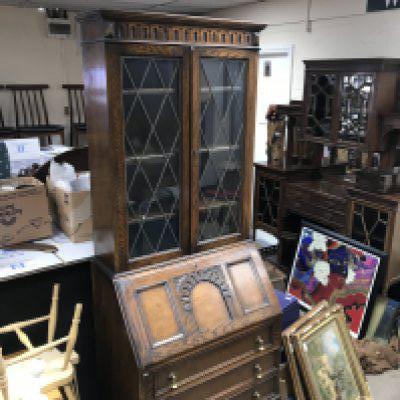 An oak bureau bookcase, dimensions 45x74x202cm. NO RESERVE