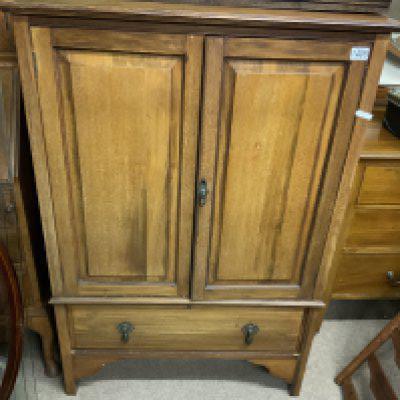 Edwardian 2 door cabinet with single draw to base. NO RESERVE