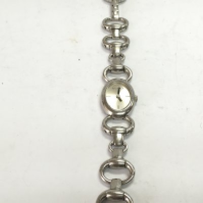 A ladies Gucci wrist watch. No seen running.- NO RESERVE