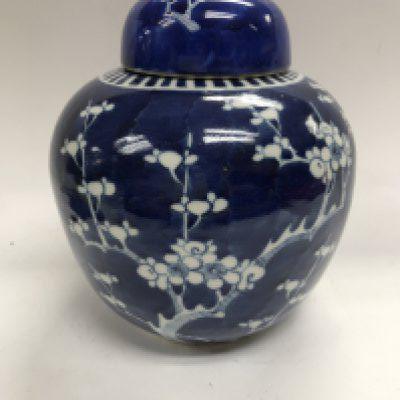 A late 20th century Chinese ginger jar.
