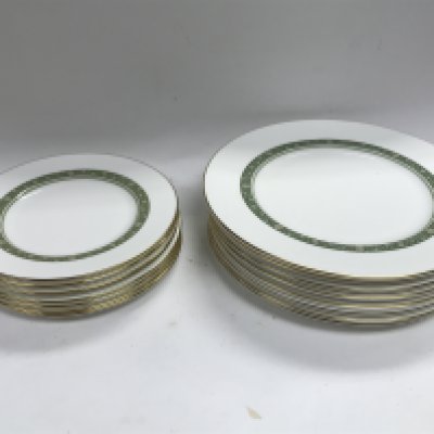 A royal Doulton dinner service set.