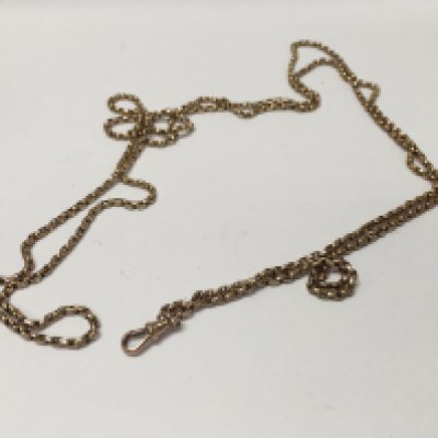 A 9ct gold long guard chain, approx weight 23.53 grams. Approx length 69cm.