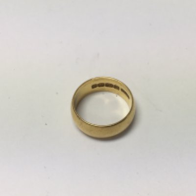 A 22ct wedding band, approx weight 6.82 grams, approx size L.