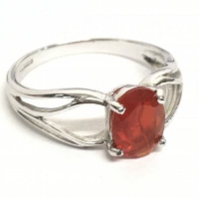 A 9 carat white gold fire opal stone set ring, size N/O. 2.2g. Postage category A