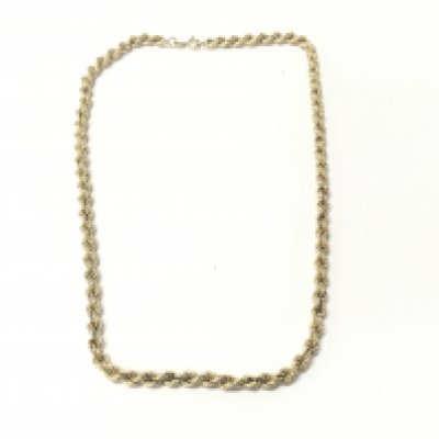 A 9ct gold rope chain. 18 inches and 8.70g.