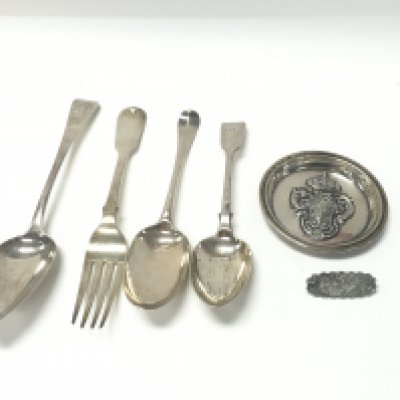 A collection of assorted silver items including cutlery button hook etc. approx 250g