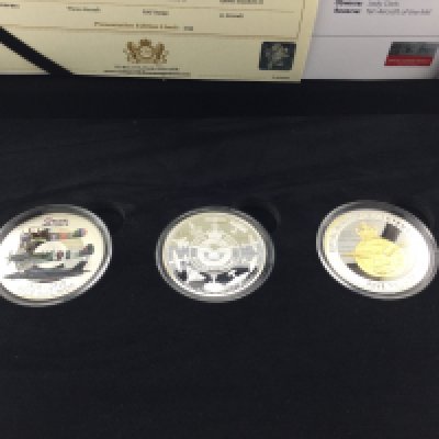 A RAF sterling silver proof coin set. Postage B