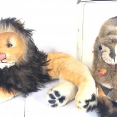 A Steiff Replica Leo Lion And A Mummel Rabbit With Box.(2).