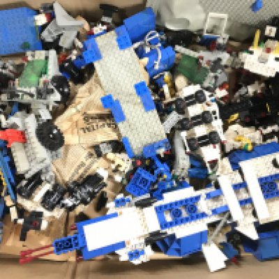 3 Boxes Containing Vintage Lego Including Space. A Medieval Castle. And A Collection Of Manuals. No Reserve.(3).