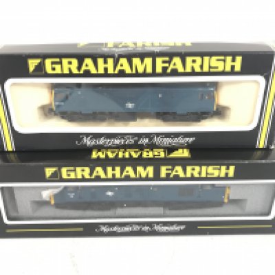 2 Boxed Graham Farish N Gauge Locomotives. A Class 33 Diesel #8315 And A Class 37/0 Diesel #371-450.