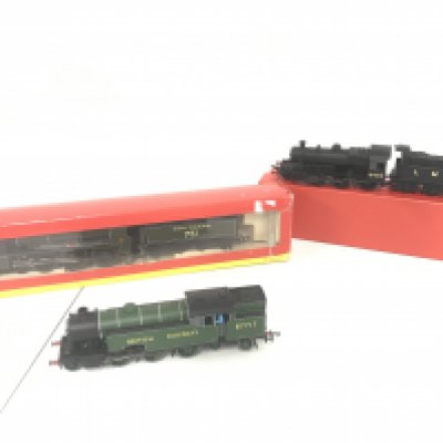 3 Boxed And Loose 00 Gauge Locomotives. 