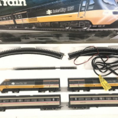 A Boxed Hornby 00 Gauge High Speed Train Set.