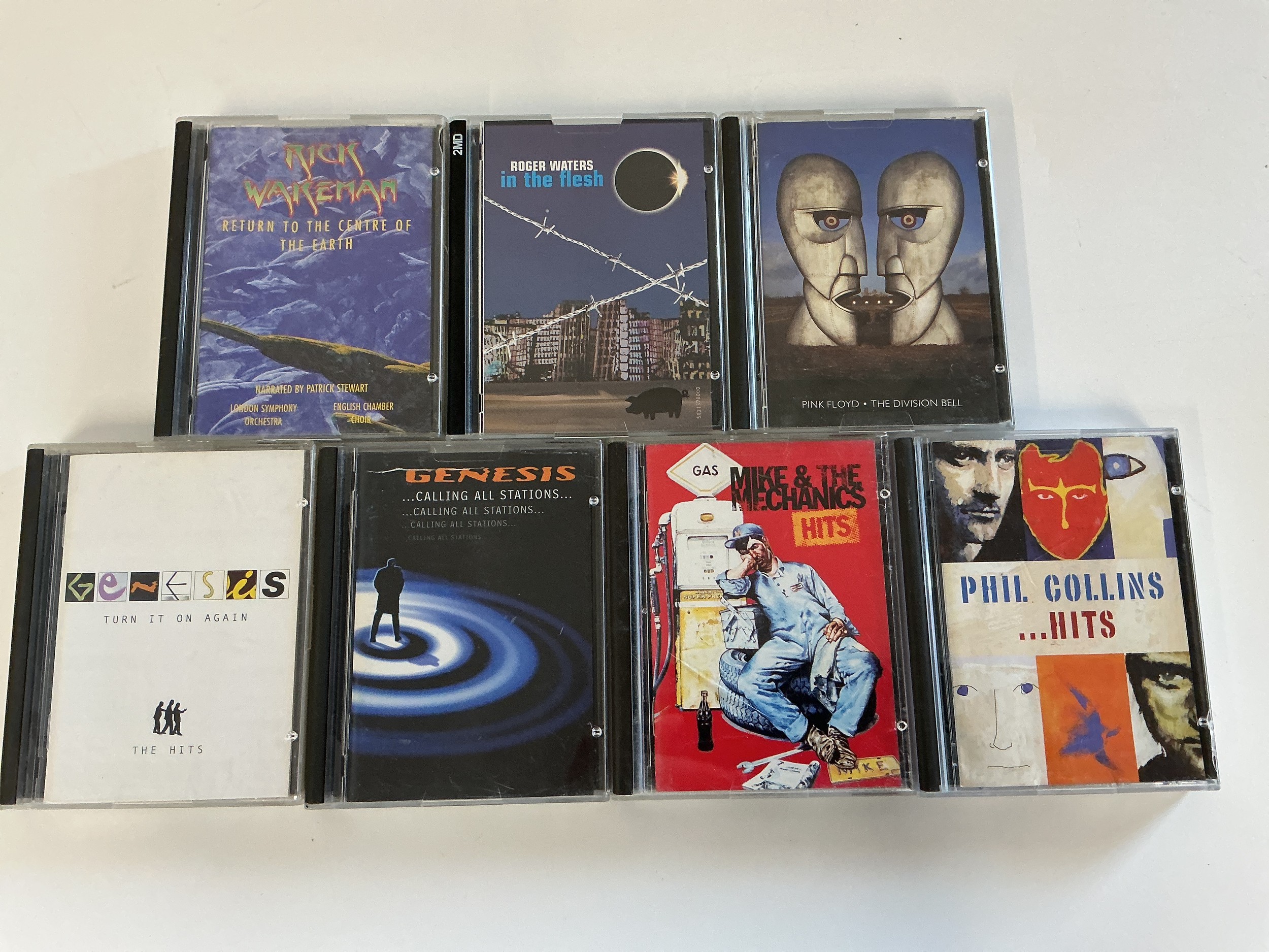 Seven minidiscs by various artists including Pink Floyd, Genesis, Roger Waters and others.