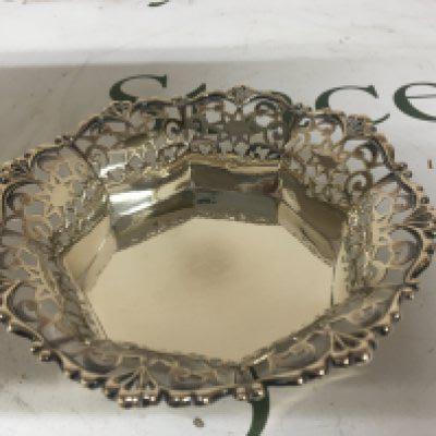 A German (800) silver dish with a pierced edge weight 115g