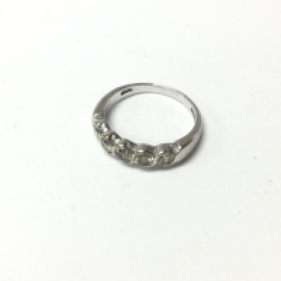 An 18ct white gold five stone diamond ring, approx weight 5.16 grams, size Q.