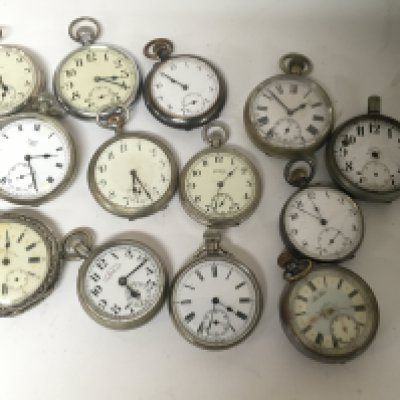 A collection of Vintage pocket watches some seen working (15)
