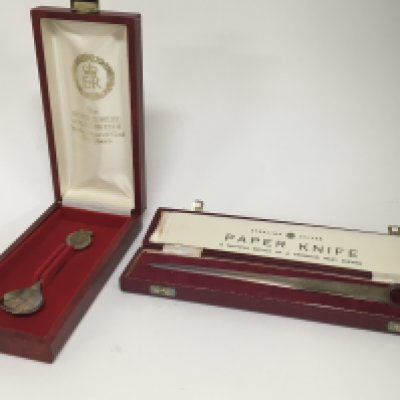 A cased silver paper knife and a silver Jubilee commemorative spoon (2). NO RESERVE