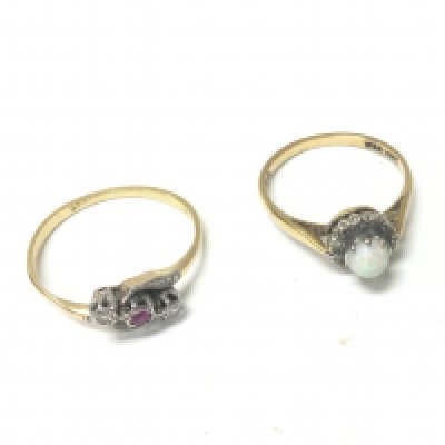 Two 18ct gold stone set rings