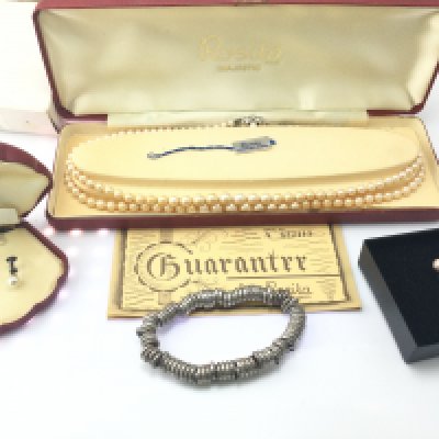 A Rosita pearl necklace and earrings along with links of London bracelet etc.