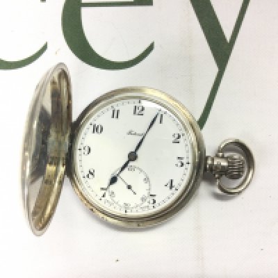 A Federal silver cased full hunter pocket watch, seen working. Shipping category A.