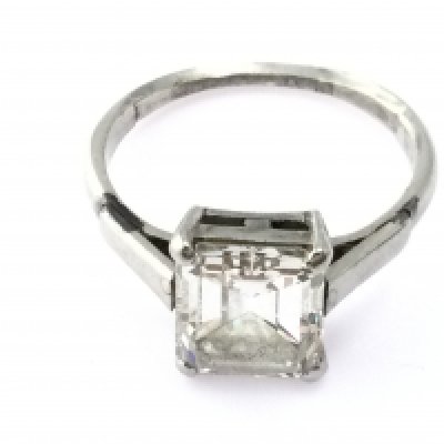 A Platinum diamond solitaire ring. Approximately 1.98ct colour I and VVS2 Size I 1/2