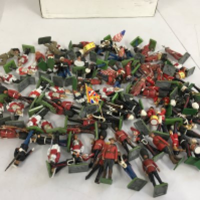 A collection of loose plastic and metal military Minatures figures primarily by Britains. No reserve