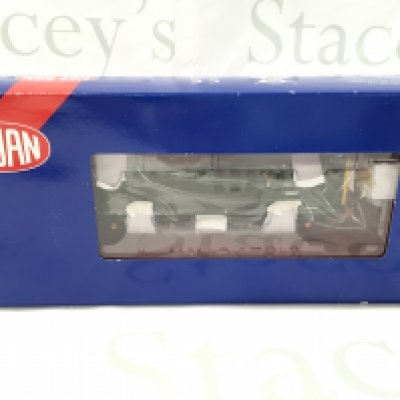 A Boxed 00 Gauge Heljan Class 16 D8407 BR Green With Full Yellow Ends Limited Edition Of 750 PCs. #16031.DCC.