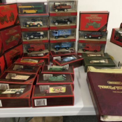 A collection of boxed Matchbox Models of Yesteryear plus a First Edition collection catalogue. No reserve.