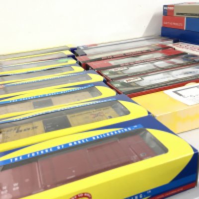 A collection of boxed HO gauge railway rolling stock including kits and ready to roll by Athearn..Atlas etc. no reserve.