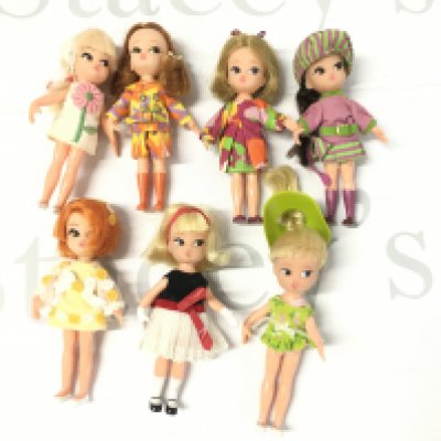 7 X Hasbro Dolly Darlings.