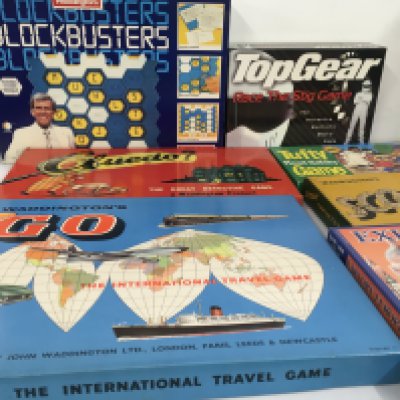 A collection of 7 boxed games of varying vintage..including Go..Scoop and others.