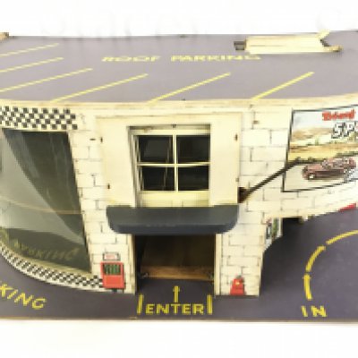 A Tri-Ang Spot-On Wooden Garage And Showroom Building.