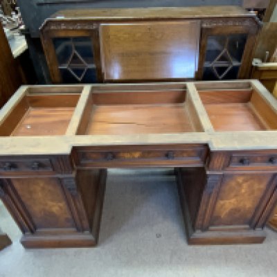 A Victorian mahogany pedastal desk base. (No Top).