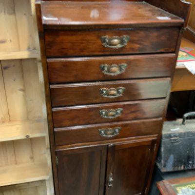 CUSTOMER DISCLAIMER We believe that a majority of the items offered in today's Military Section are retrospective copies, however there are some authentic items within the sale. It is the buyers responsibility to satisfy themselves before bidding on the condition and authenticity of the items. We will not enter into any post sale negotiations. Any Purchasers of Replica imitation Fire Arms at Auction. The buyer must comply with the violent crime reduction act 2006 section 36. You will be required to sign your purchase receipt and acknowledge your understanding of the above.