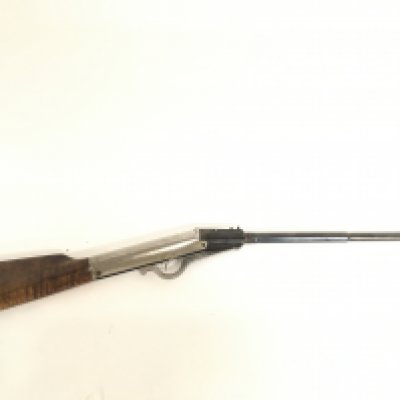 A Gem B air rifle made in Germany, 86cm long. Cannot be posted