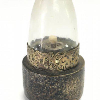 An opium lamp made in Hong Kong, 12cm tall. This lot cannot be posted. NO RESERVE
