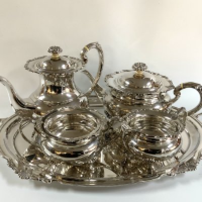 An impressive heavy quality 5 piece hallmarked silver teaset with marks for Sheffield 1968, total weight 4.53kg. Cooper Brothers & Sons Ltd.